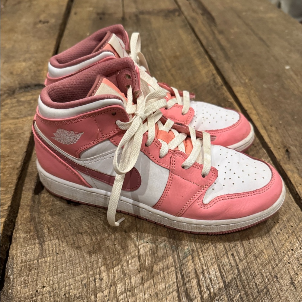 Nike Jordans High top